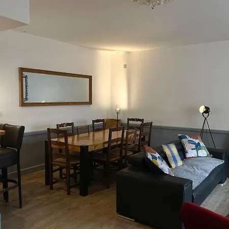 Maison Spacieuse A 15 Minutes De Belves Holiday home *