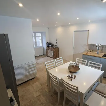 Holiday home Maison Spacieuse A 15 Minutes De Belves *