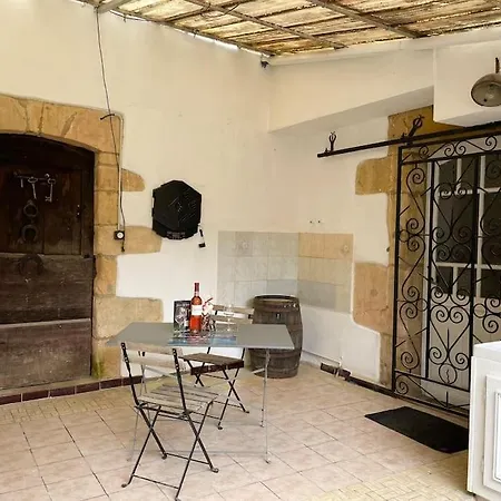 Maison Spacieuse A 15 Minutes De Belves Holiday home *