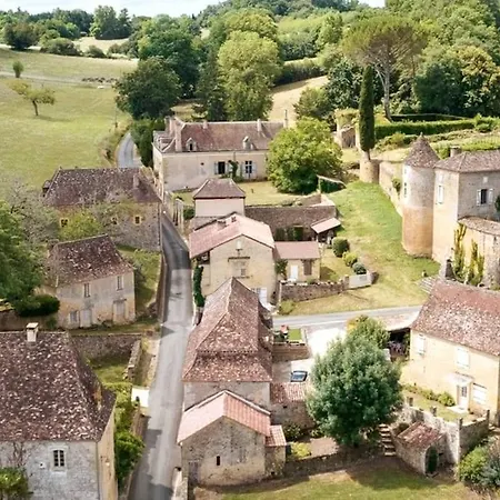 Maison Spacieuse A 15 Minutes De Belves Holiday home *